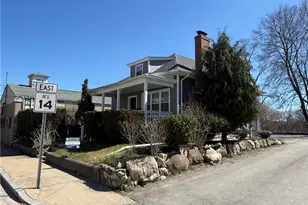 1076 Plainfield St, Johnston, RI 02919 - Photo 3