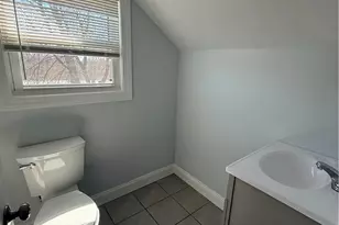 1076 Plainfield St, Johnston, RI 02919 - Photo 21