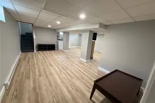 1076 Plainfield St, Johnston, RI 02919 - Photo 27