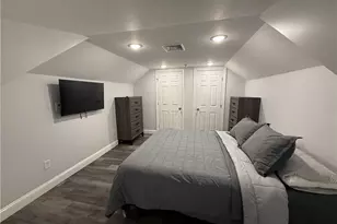 1076 Plainfield St, Johnston, RI 02919 - Photo 19