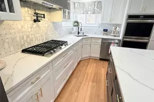 40 School St, North Smithfield, RI 02896 - Photo 7