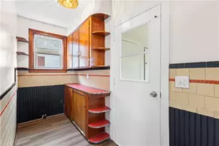 274 Montgomery Ave, Cranston, RI 02905 - Photo 5