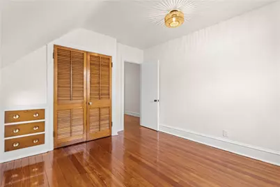 274 Montgomery Avenue, Cranston, RI 02905 - Photo 17