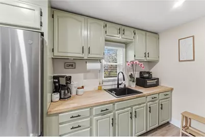 78 Eddy Street, Cranston, RI 02920 - Photo 5