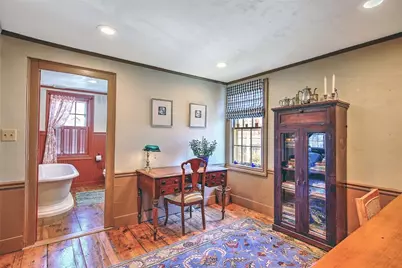 324 Pleasant Street, East Providence, RI 02916 - Photo 25