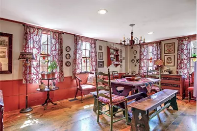 324 Pleasant Street, East Providence, RI 02916 - Photo 11