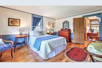 324 Pleasant Street, East Providence, RI 02916 - Photo 29