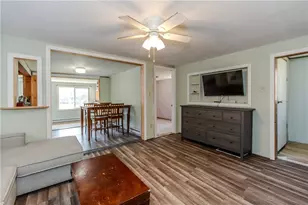 52 W Shore Ln, Burrillville, RI 02859 - Photo 21