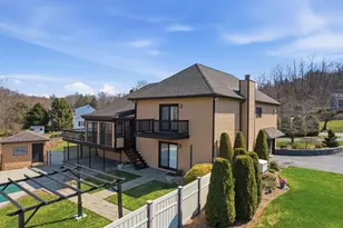 6 Christopher Dr, Johnston, RI 02919 - Photo 7