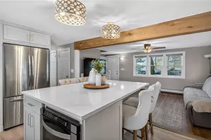 80 Glendale Ave, Warwick, RI 02889 - Photo 5