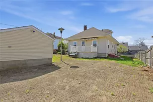 104 5th St, East Providence, RI 02914 - Photo 41
