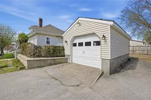 104 5th St, East Providence, RI 02914 - Photo 35
