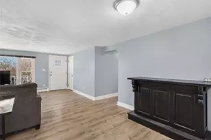 153 Diamond Hill Rd, Warwick, RI 02886 - Photo 11