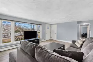 153 Diamond Hill Rd, Warwick, RI 02886 - Photo 7