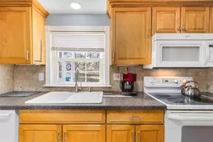153 Diamond Hill Rd, Warwick, RI 02886 - Photo 19