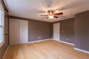 5804 Post Rd, Warwick, RI 02818 - Photo 7