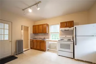 10 Hendricks St, South Kingstown, RI 02879 - Photo 7
