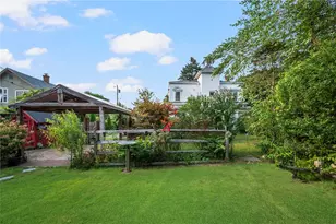 10 Hendricks St, South Kingstown, RI 02879 - Photo 43