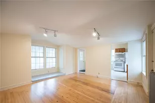 10 Hendricks St, South Kingstown, RI 02879 - Photo 15