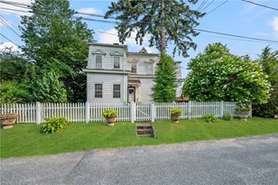 10 Hendricks St, South Kingstown, RI 02879 - Photo 1