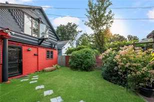 10 Hendricks St, South Kingstown, RI 02879 - Photo 5