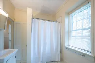 10 Hendricks St, South Kingstown, RI 02879 - Photo 23