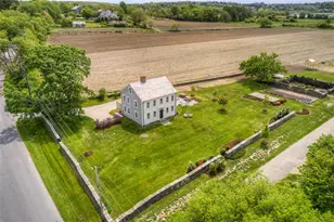 148 Fogland Rd, Tiverton, RI 02878 - Photo 3
