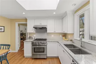 99 Terrace Dr, East Greenwich, RI 02818 - Photo 9