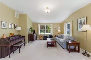 99 Terrace Dr, East Greenwich, RI 02818 - Photo 15