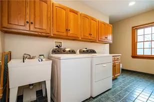 208 Tourtellot Hill Rd, Glocester, RI 02814 - Photo 35