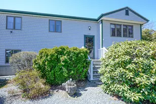 303 Middle Rd, Portsmouth, RI 02871 - Photo 3