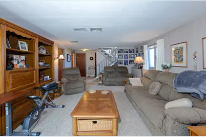 303 Middle Road, Portsmouth, RI 02871 - Photo 27