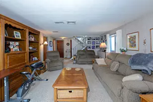303 Middle Rd, Portsmouth, RI 02871 - Photo 27
