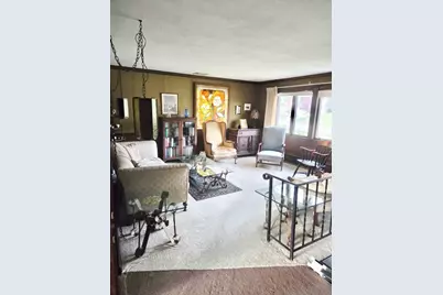 303 Middle Road, Portsmouth, RI 02871 - Photo 13