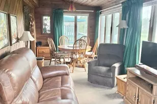 303 Middle Rd, Portsmouth, RI 02871 - Photo 19