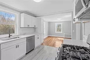 2 Sprague Ave, East Providence, RI 02915 - Photo 11