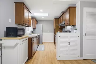 5 Shady Ln, East Providence, RI 02915 - Photo 9