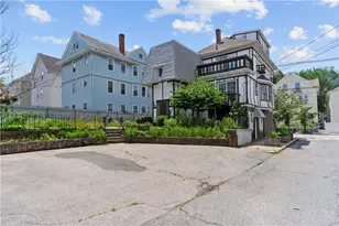 129 Academy Ave, Providence, RI 02908 - Photo 7