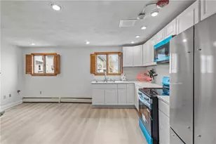 129 Academy Ave, Providence, RI 02908 - Photo 9
