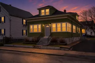 41 Cato Ave, Pawtucket, RI 02860 - Photo 3