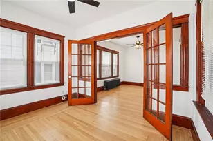 41 Cato Ave, Pawtucket, RI 02860 - Photo 9