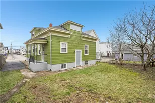 41 Cato Ave, Pawtucket, RI 02860 - Photo 35