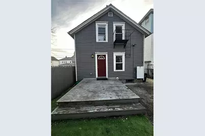 31 Bagley Street, Pawtucket, RI 02860 - Photo 3