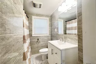 135 S Pierce Rd, East Greenwich, RI 02818 - Photo 9