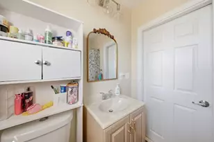 113 Woodside Ave, Pawtucket, RI 02861 - Photo 15