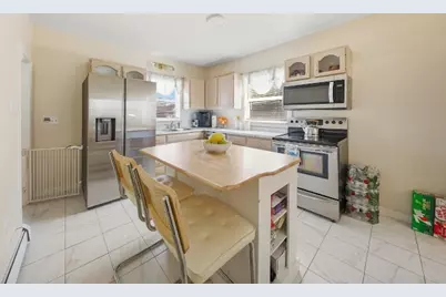 113 Woodside Avenue, Pawtucket, RI 02861 - Photo 5