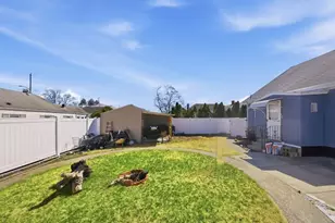 113 Woodside Ave, Pawtucket, RI 02861 - Photo 29