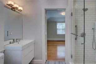 70 Sargent Ave, Providence, RI 02906 - Photo 25