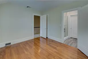 70 Sargent Ave, Providence, RI 02906 - Photo 25