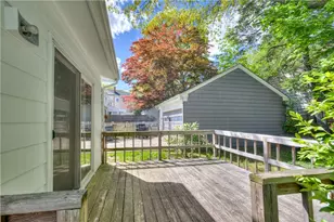 70 Sargent Ave, Providence, RI 02906 - Photo 31